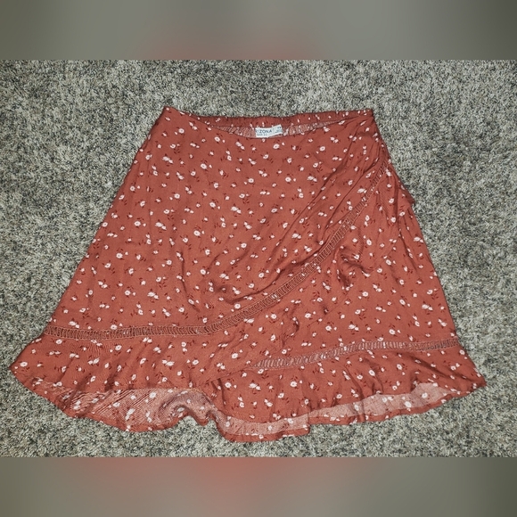 Arizona Jean Company Dresses & Skirts - Arizona Jean Company| Floral Ruffled A-Line Mini Skirt